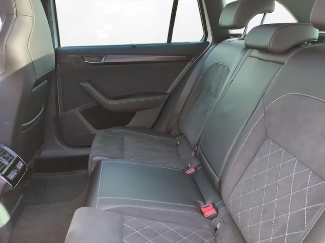 Skoda Superb 2.0 TDI 4x4 Combi Sportline