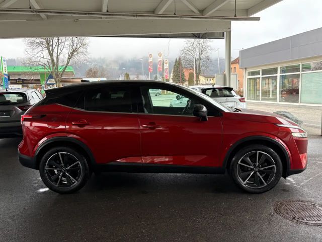 Nissan Qashqai AWD DIG-T Tekna