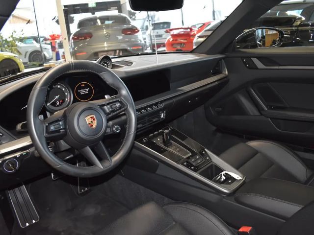 Porsche 911 4 Carrera Coupé S