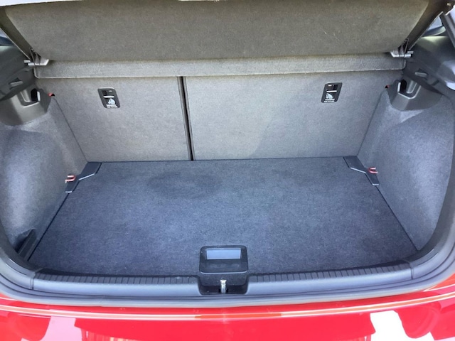 Volkswagen Polo 2.0 TSI DSG GTI