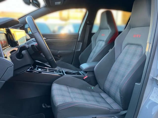 Volkswagen Golf 2.0 TSI DSG GTI