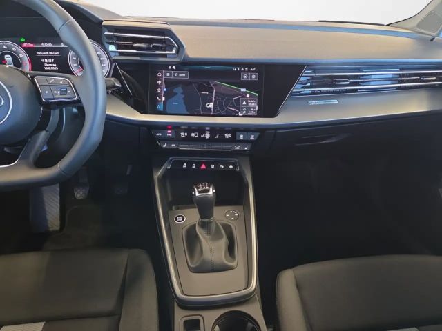 Audi A3 30 TFSI Sedan