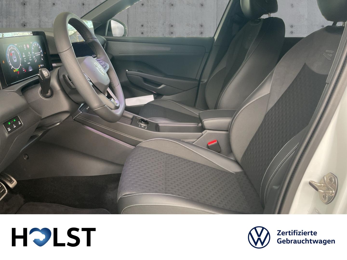 Volkswagen T-Roc 1.5 eTSI DSG IQ.Drive R-Line