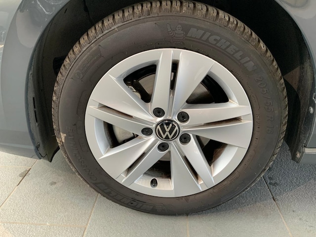 Volkswagen Golf 1.5 TSI