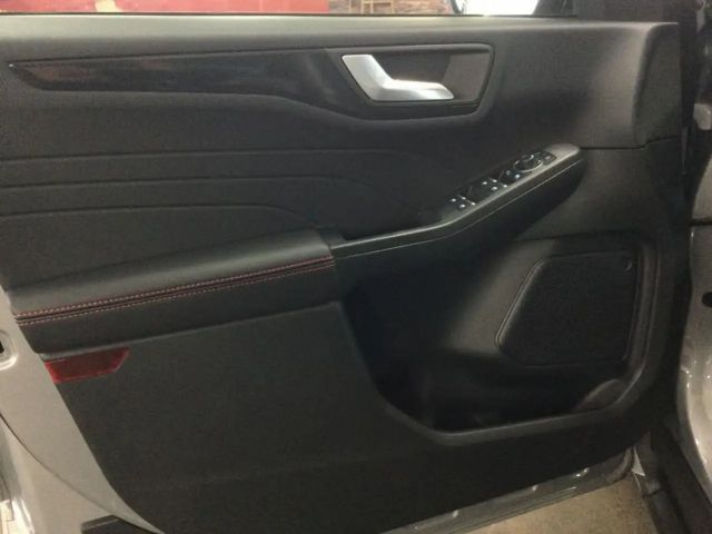 Ford Kuga EcoBoost ST Line