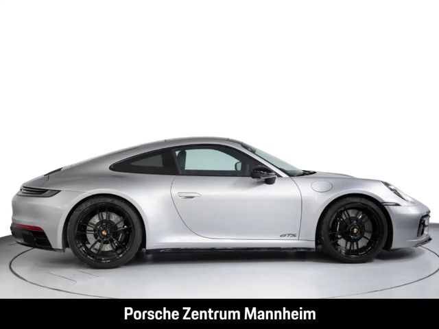 Porsche 992 4 Carrera Coupé GTS