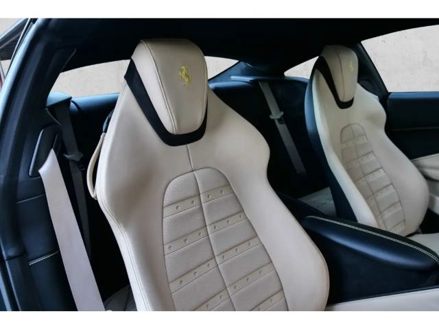 Ferrari Roma *Carbon+LED*MagneRide*Passenger-Display*PPF*