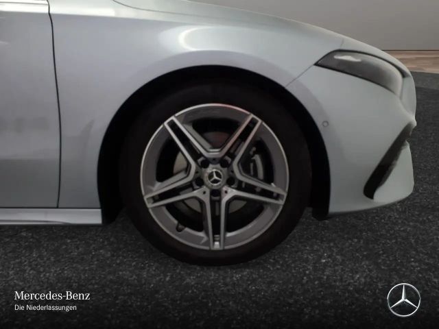 Mercedes-Benz A 200 AMG Line