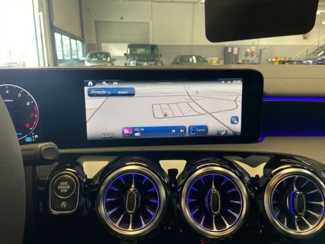 Mercedes-Benz CLA 200 CLA