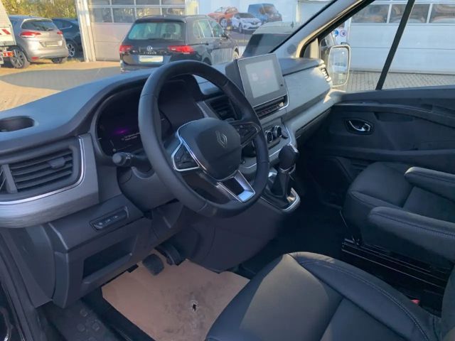 Renault Trafic Blue EDC Spaceclass