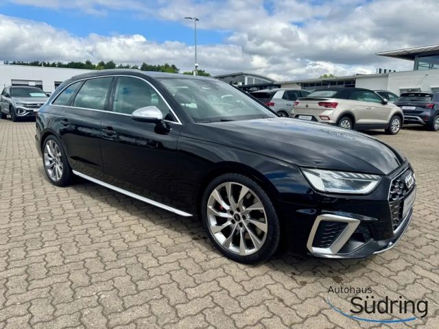 Audi S4 Avant Quattro