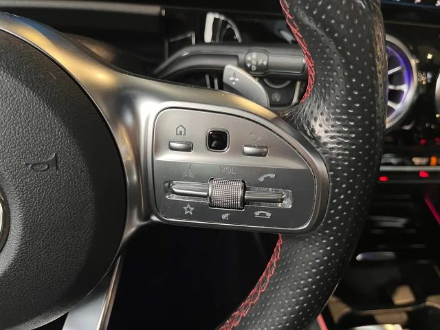 Mercedes-Benz GLA 250 4MATIC AMG Line