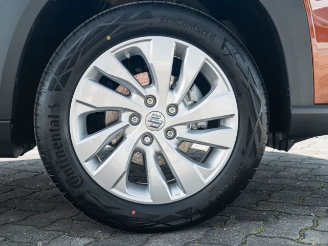 Suzuki SX4 S-Cross Hybrid