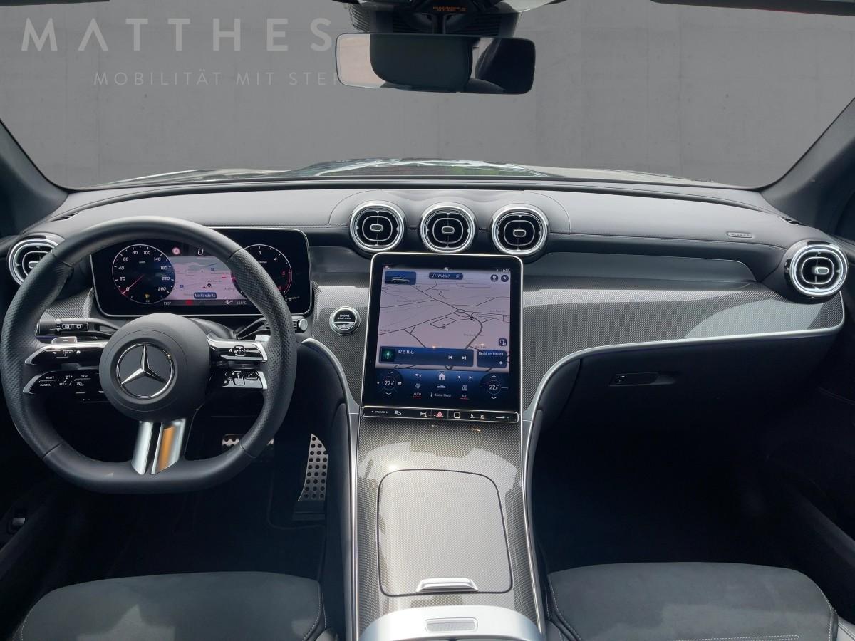 Mercedes-Benz GLC 300 4MATIC AMG Line GLC 300 d