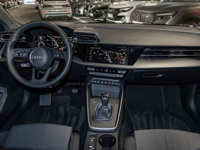 Audi A3 30 TFSI Sedan