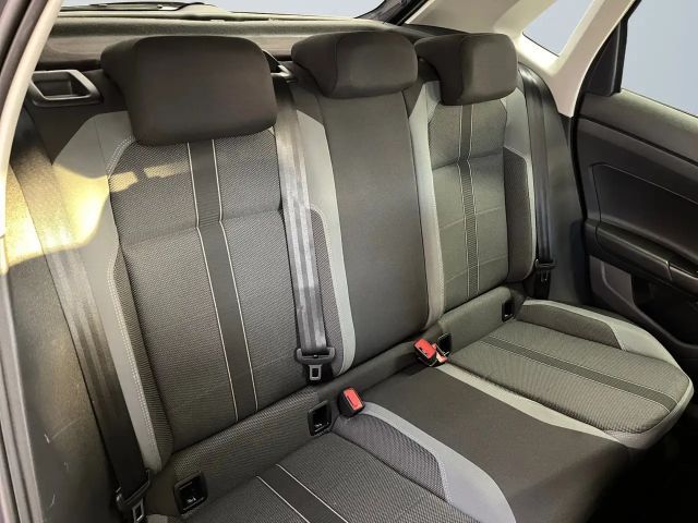 Volkswagen Polo 1.0 TSI DSG Style