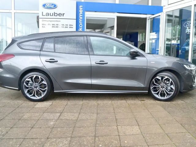 Ford Focus ST Line Wagon