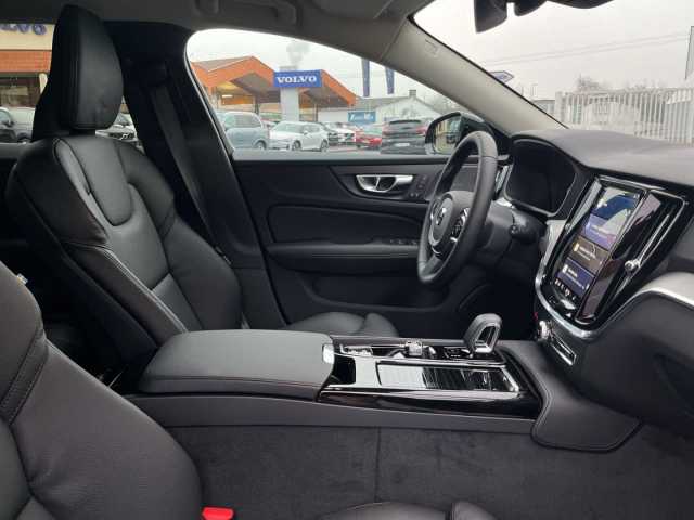 Volvo V60 AWD Dark Plus T8