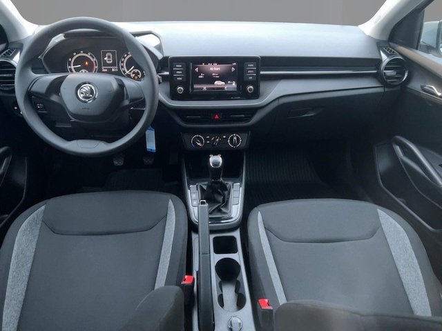 Skoda Fabia Fabia 1.0 MPI Einparkhilfe Bleutooth Klima Radio