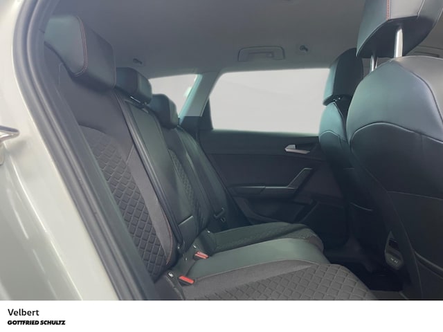 Seat Leon 1.5 eTSI FR-lijn Sportstourer