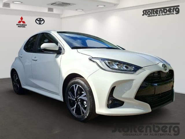 Toyota Yaris Hatchback Hybride Team D