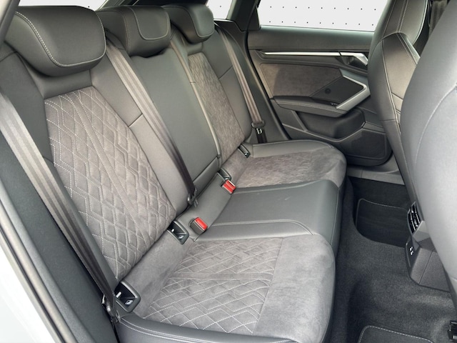 Audi A3 30 TFSI S-Tronic Sportback