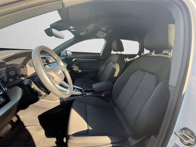 Audi A3 40 TFSI Hybride Sedan