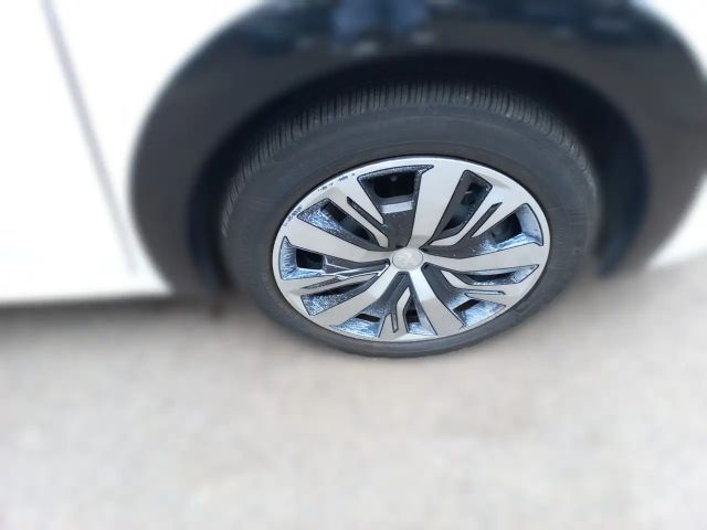 Peugeot E-208 Active Pack