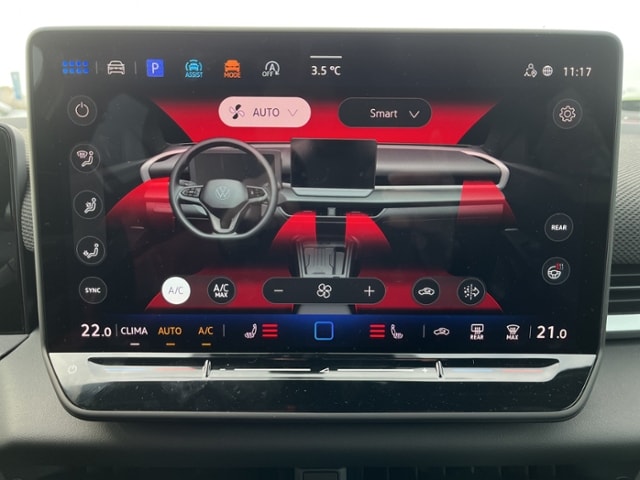 Volkswagen T-Roc 1.5 eTSI DSG R-Line