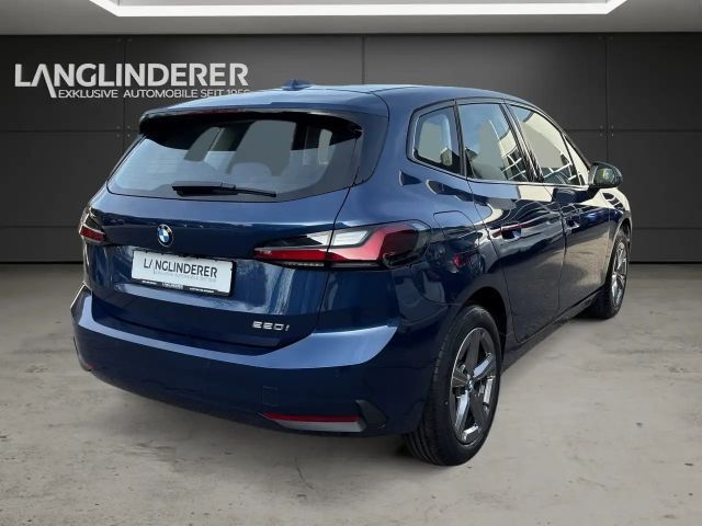 BMW 220 220i Active Tourer