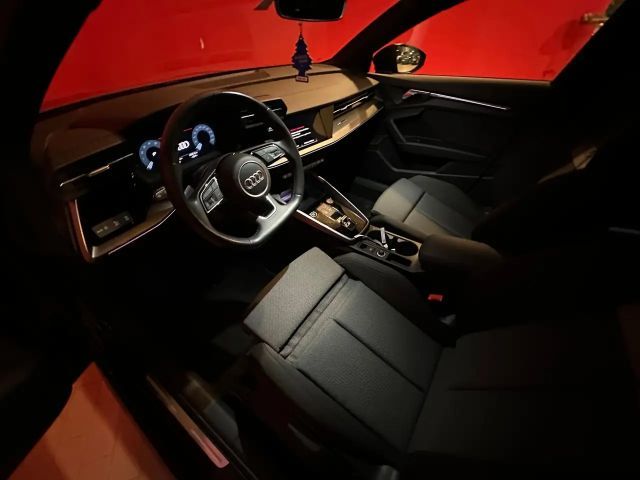 Audi A3 30 TFSI Sedan