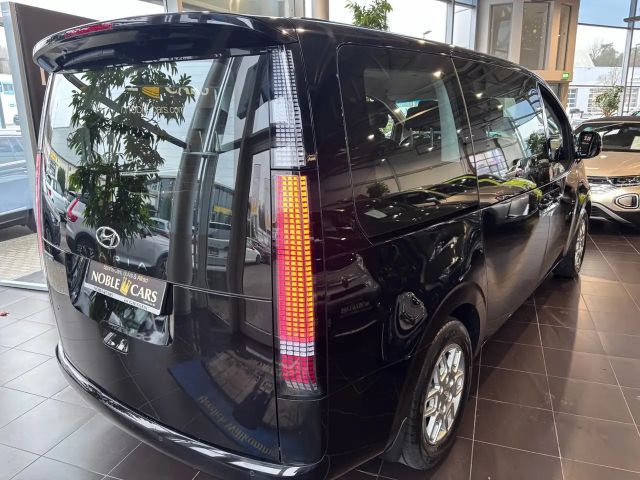 Hyundai Staria Trend