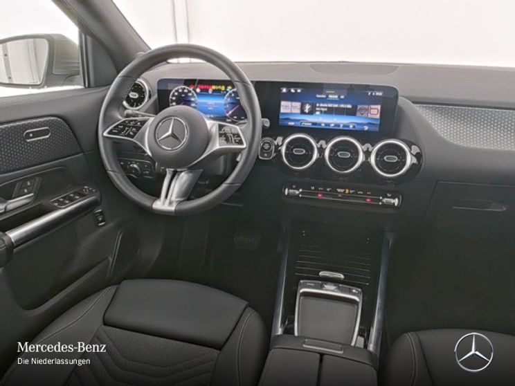 Mercedes-Benz GLA 180 Progressive