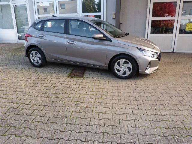Hyundai i20 APPLE SHZ LHZ KAMERA TEMPOMAT