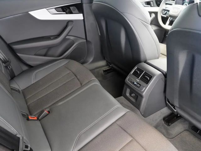 Audi A4 35 TDI Avant Competition S-Line