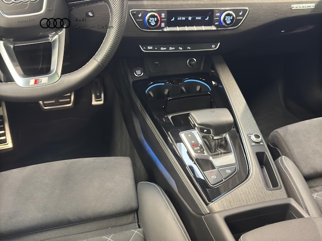 Audi A4 40 TDI Avant Quattro S-Line S-Tronic