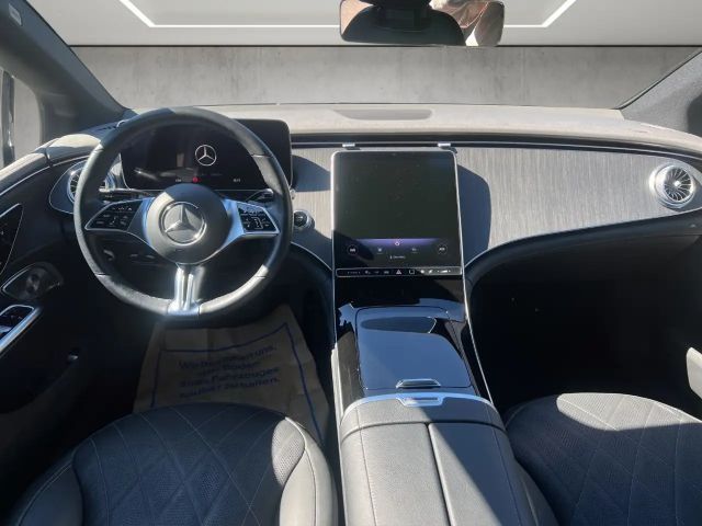 Mercedes-Benz EQE 350 Sedan