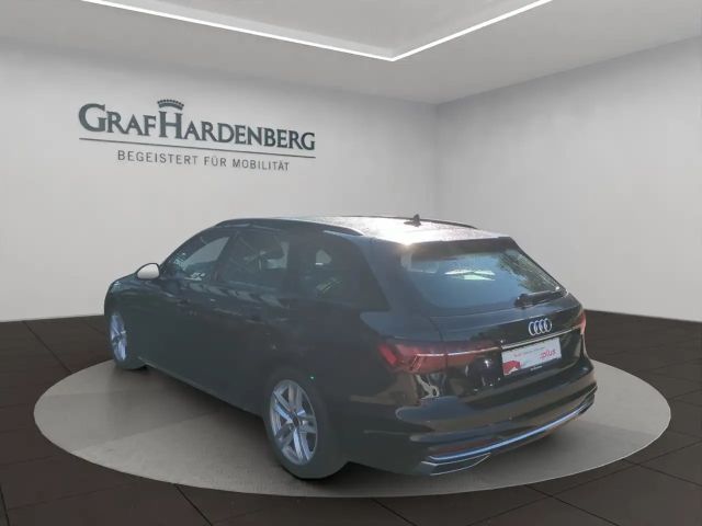 Audi A4 35 TFSI Avant S-Line S-Tronic