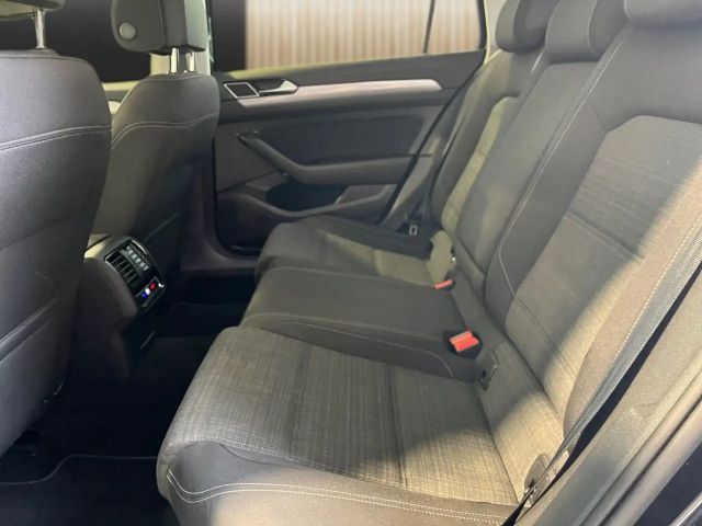 Volkswagen Passat Business Variant