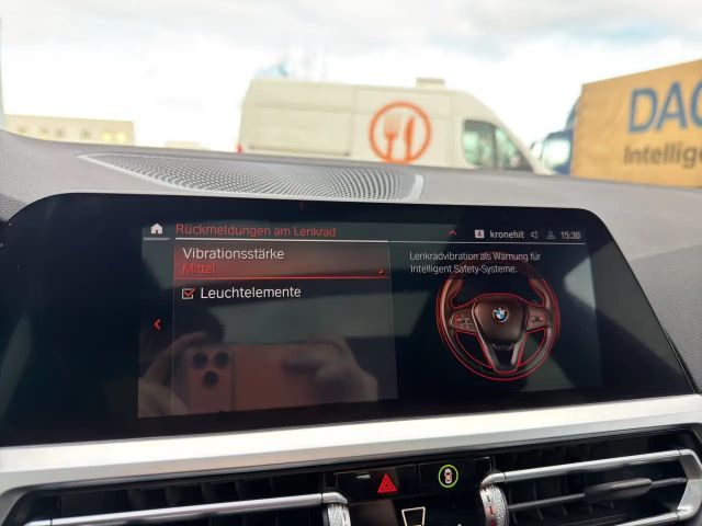 BMW 330 330e M-Sport Touring xDrive