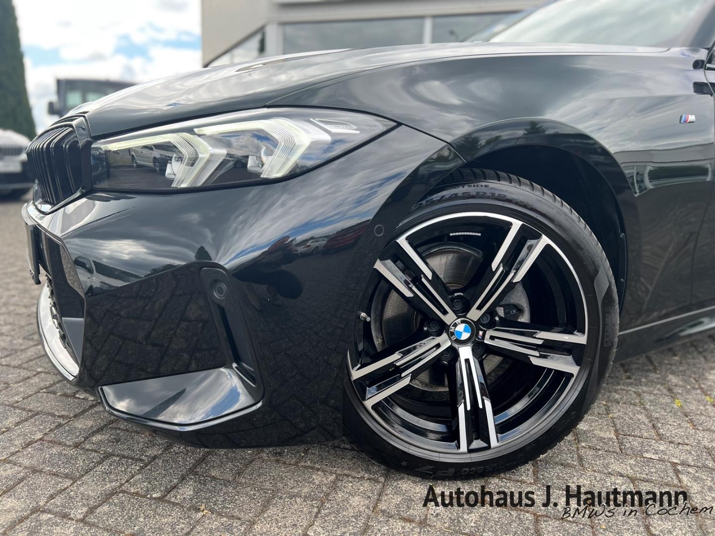 BMW 320 320d M-Sport Sedan xDrive