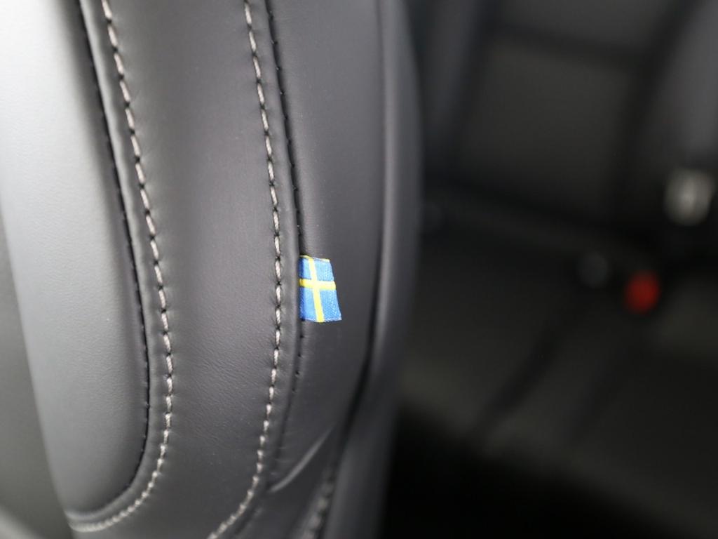 Volvo XC60 AWD Dark Ultra