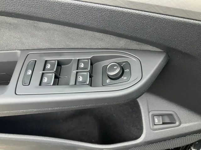 Volkswagen Golf Business DSG Variant