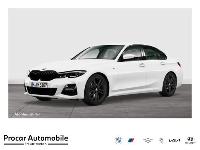 BMW 318 318i M-Sport Sedan