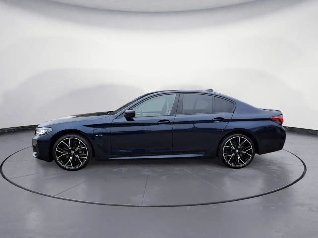 BMW 545 545e M-Sport Sedan xDrive
