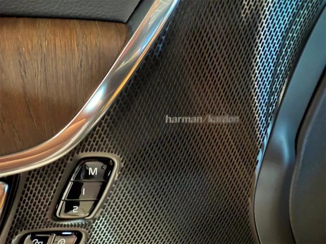 Volvo S90 AWD Dark Plus Recharge T8