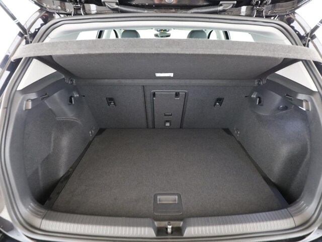 Volkswagen Golf 1.5 eTSI Golf VIII Life