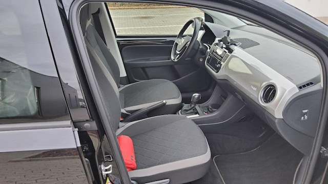 Volkswagen e-up! Move Move up!