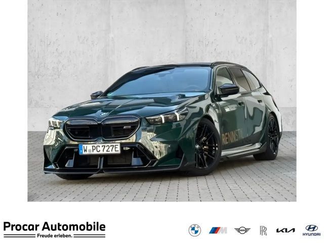 BMW M5 Touring Akrapovic KW V4 M-Performance