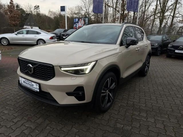 Volvo XC40 Dark Plus